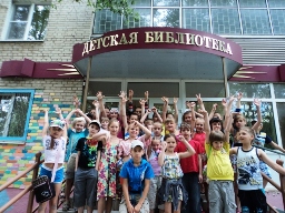 Вредным привычкам книжный заслон