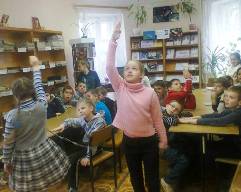 Ждут нас быстрые ракеты для прогулок по планетам...
