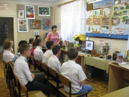 Стоит над Доном град чудесный