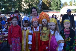 праздничная ярмарка