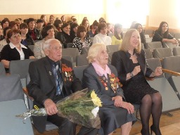 С болью в сердце вспоминая