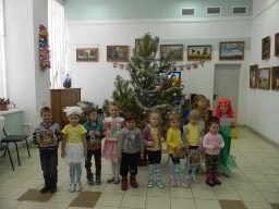 новогодний праздник «Путешествие в гости к сказке»