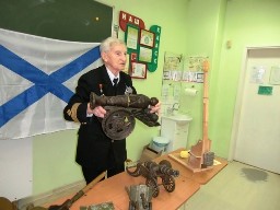 Огненным гневом ударили пушки