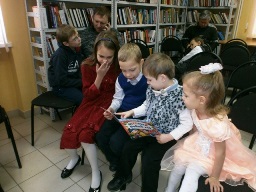 Под чистым снегом Рождества